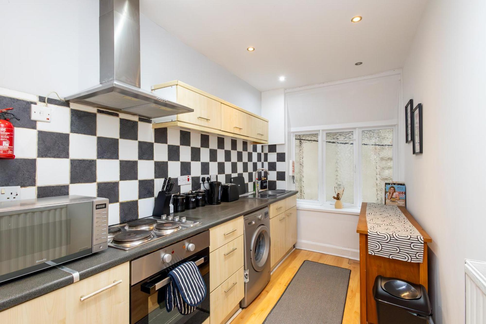Spacious 3 Bedroom Ground Floor Apartment - 10 Mins From City Centre Leeds  Exteriér fotografie