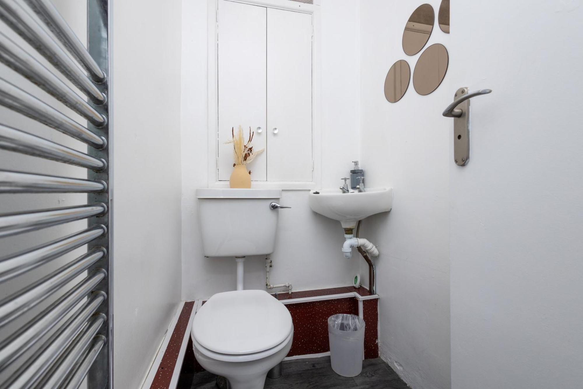Spacious 3 Bedroom Ground Floor Apartment - 10 Mins From City Centre Leeds  Exteriér fotografie